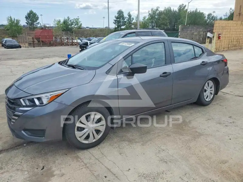 2023 Nissan VERSA photo