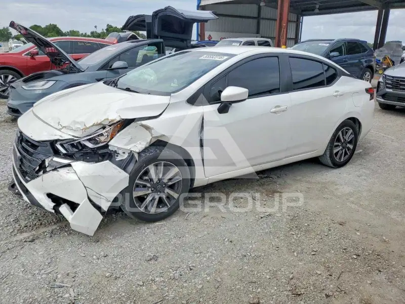 2023 Nissan VERSA фото