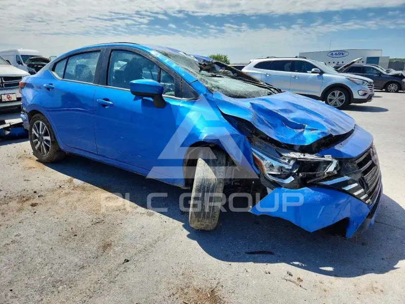2023 Nissan VERSA photo