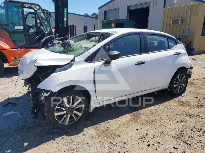 2023 Nissan VERSA фото