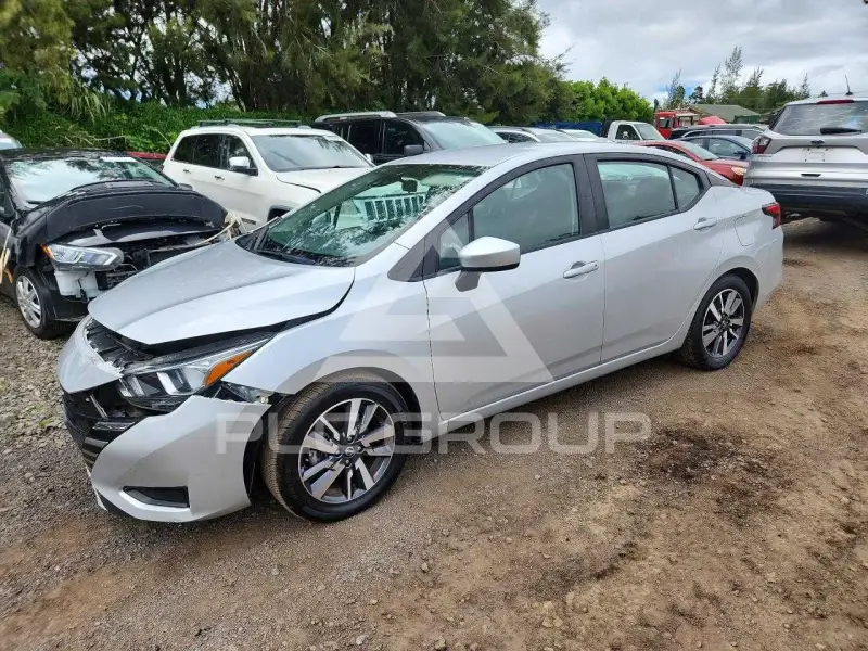 2023 Nissan VERSA фото