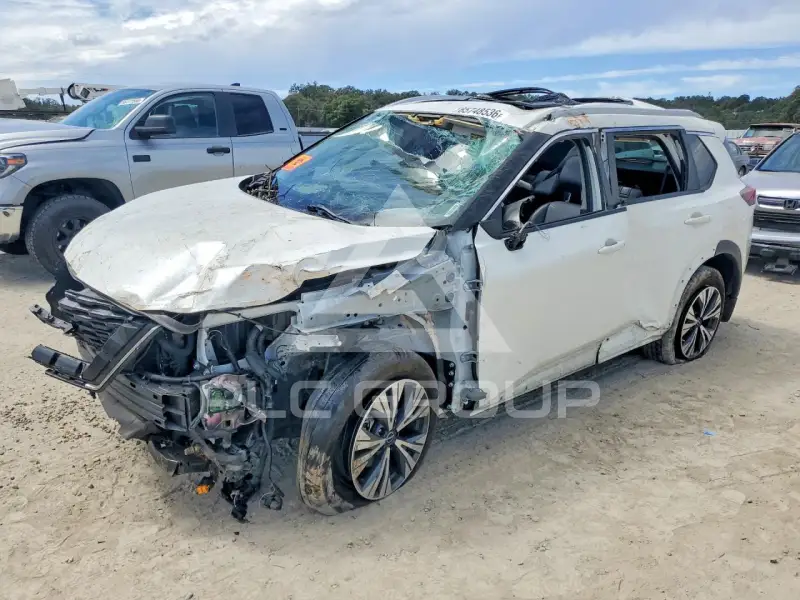 2023 Nissan ROGUE фото