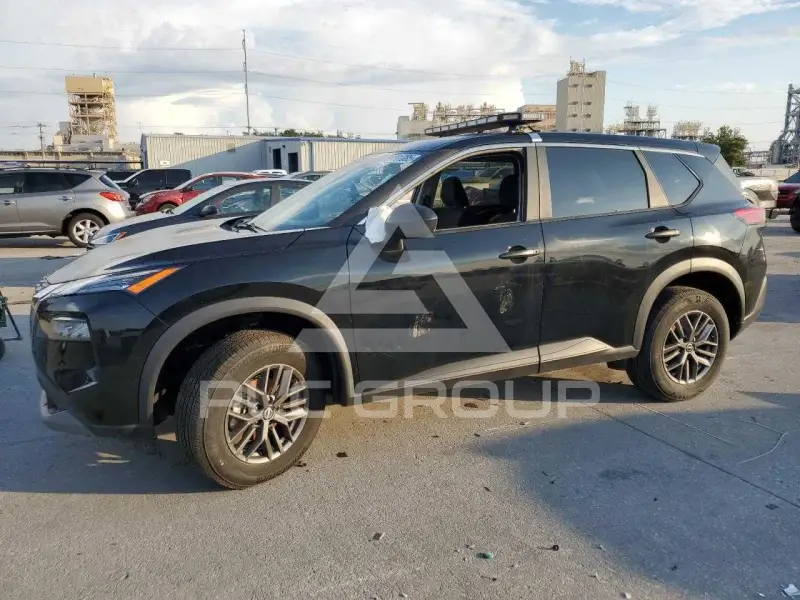 2023 Nissan ROGUE photo