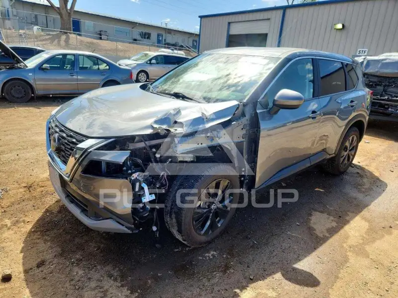 2023 Nissan ROGUE фото