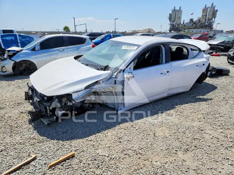 2023 Nissan SENTRA фото