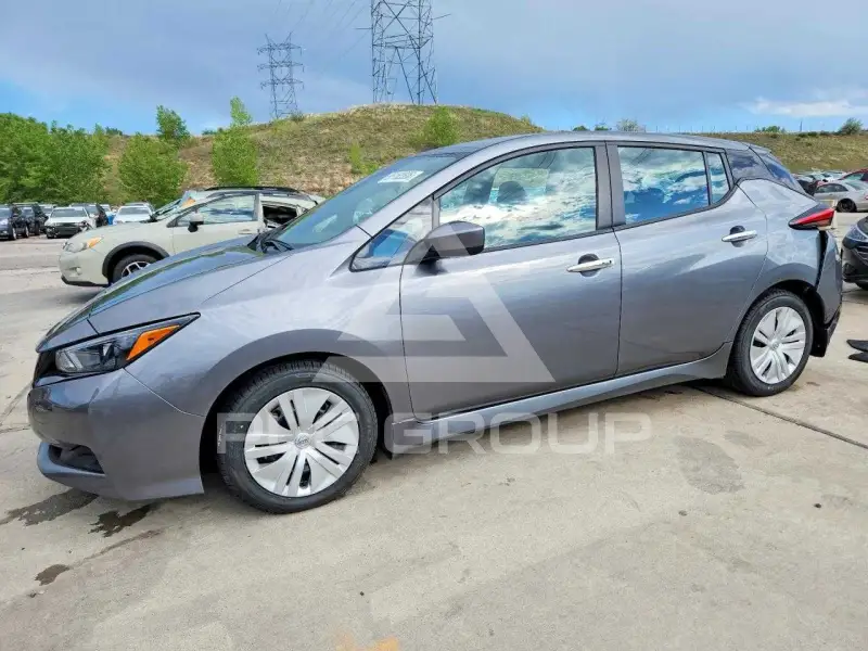 2023 Nissan LEAF фото