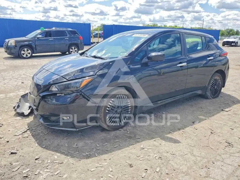 2023 Nissan LEAF фото
