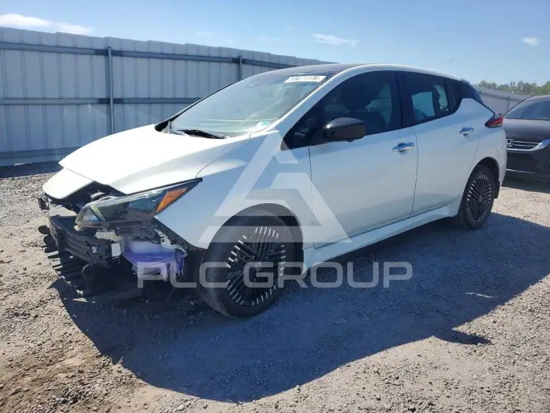 2023 Nissan LEAF фото