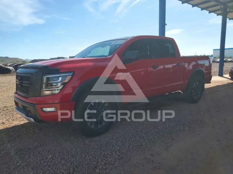 2023 Nissan TITAN фото