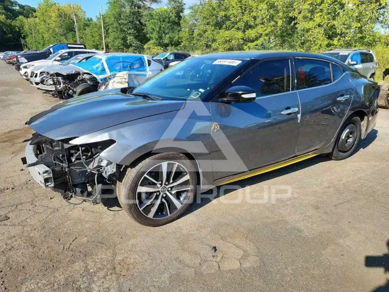 2023 Nissan MAXIMA photo