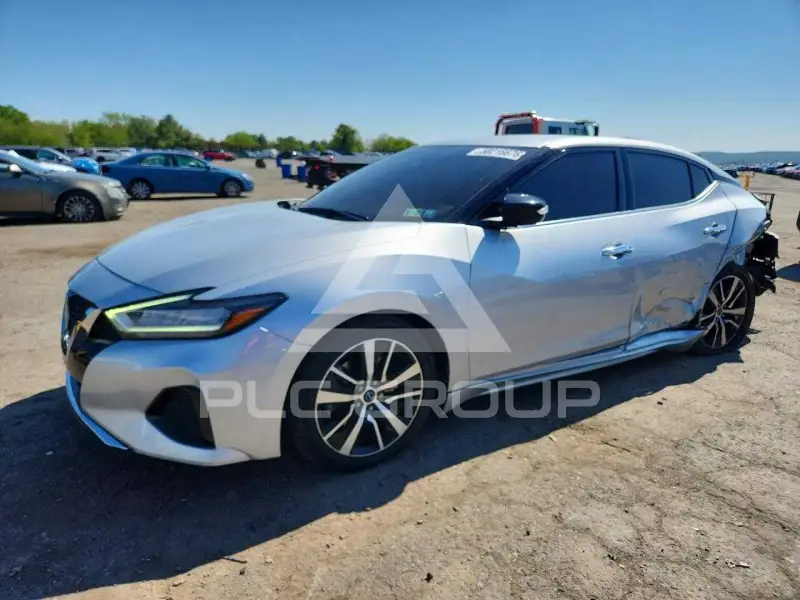 2023 Nissan MAXIMA photo