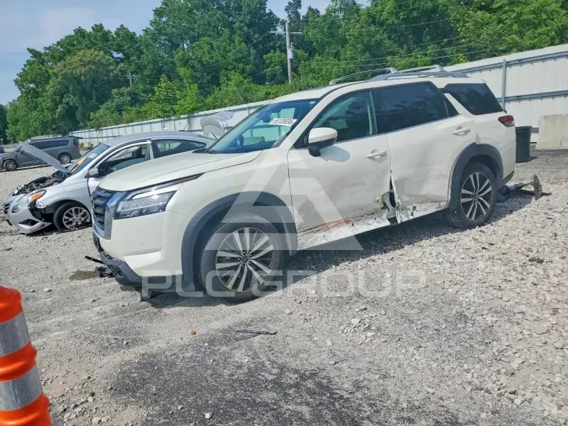 2023 Nissan PATHFINDER photo