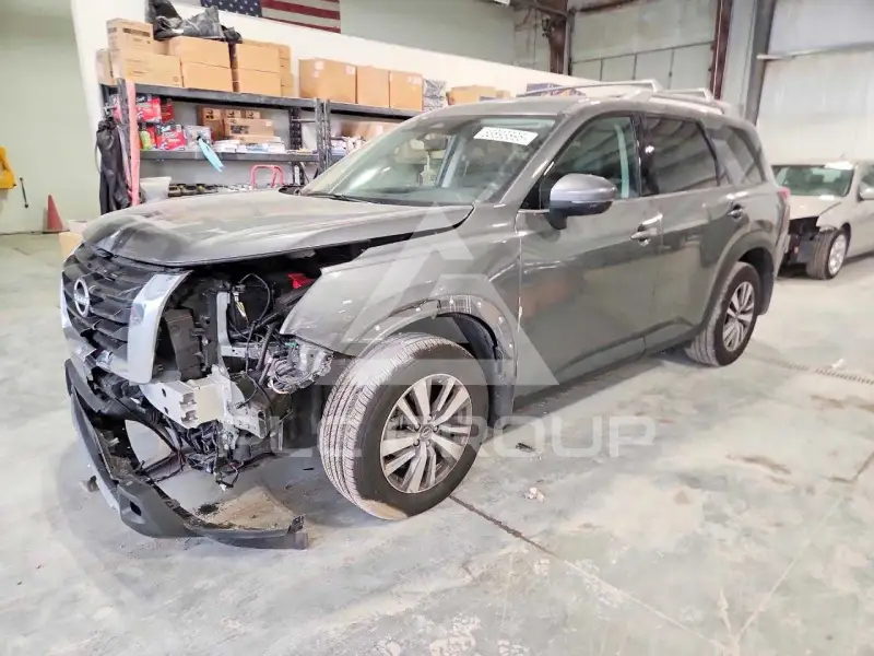 2023 Nissan PATHFINDER photo