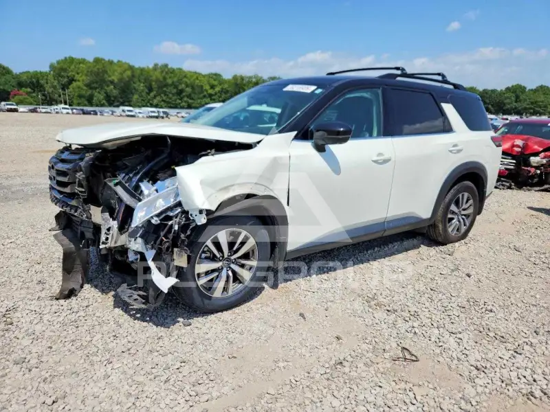 2023 Nissan PATHFINDER photo
