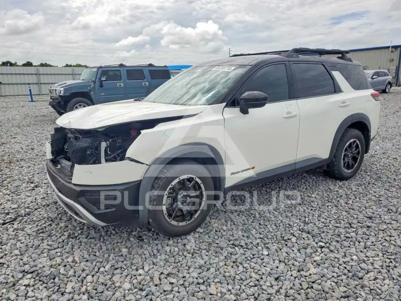 2023 Nissan PATHFINDER фото