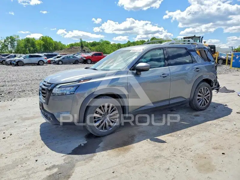 2023 Nissan PATHFINDER photo