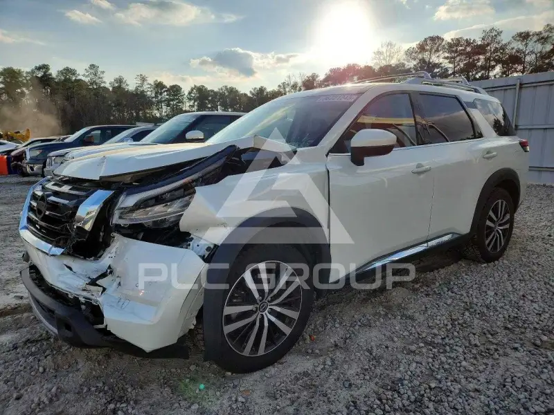 2023 Nissan PATHFINDER фото