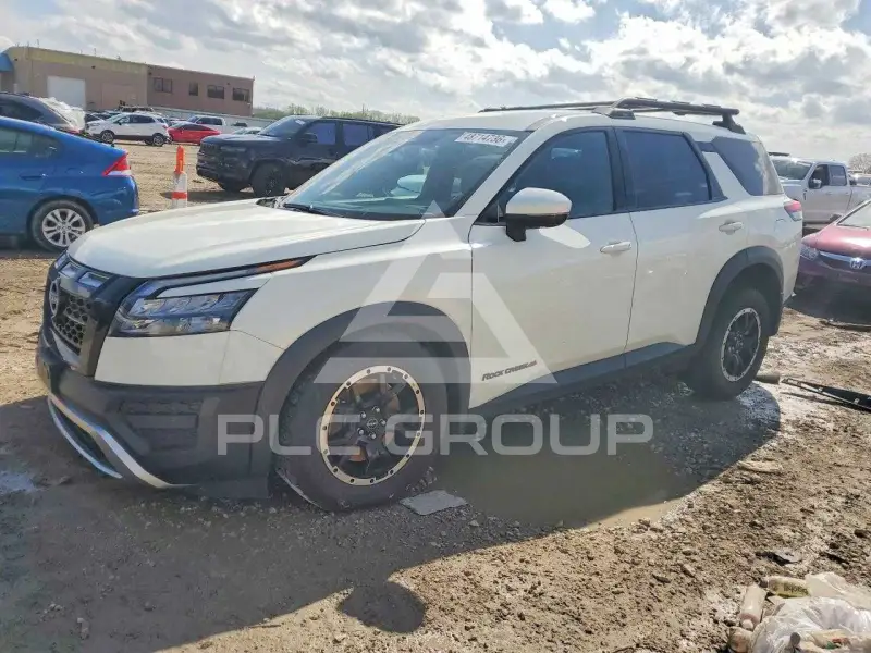 2023 Nissan PATHFINDER фото