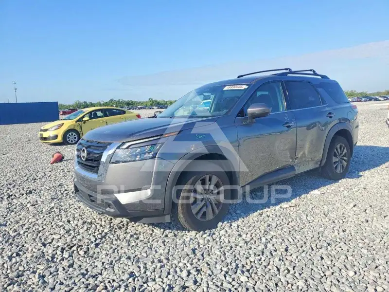 2023 Nissan PATHFINDER photo