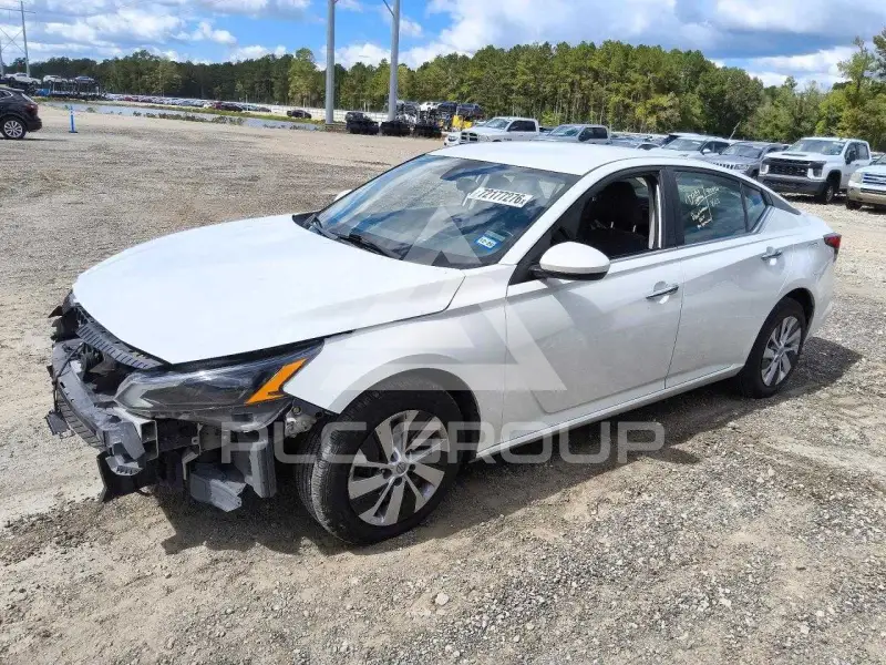 2023 Nissan ALTIMA фото