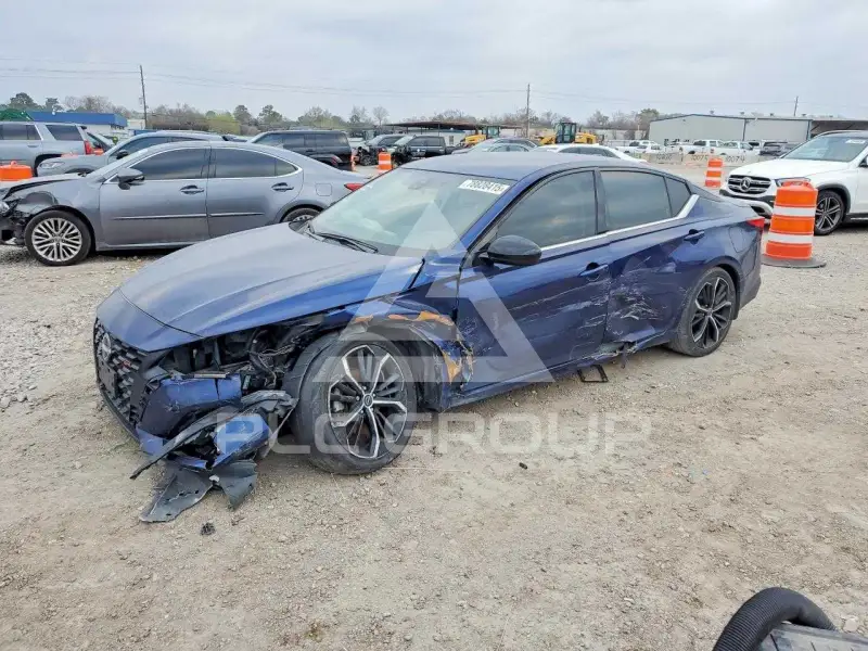 2023 Nissan ALTIMA photo