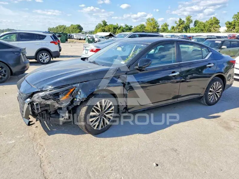 2023 Nissan ALTIMA фото