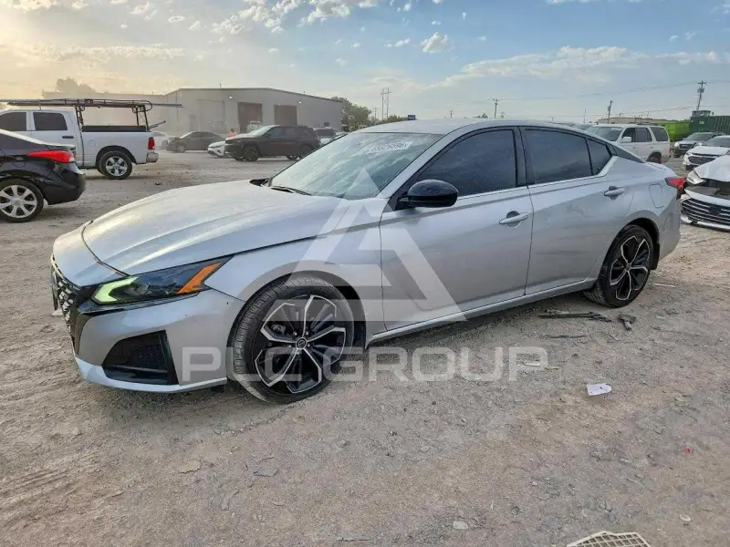2023 Nissan ALTIMA photo