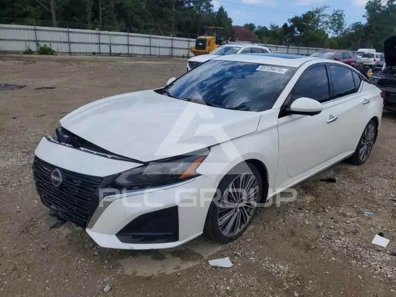 2023 Nissan ALTIMA photo