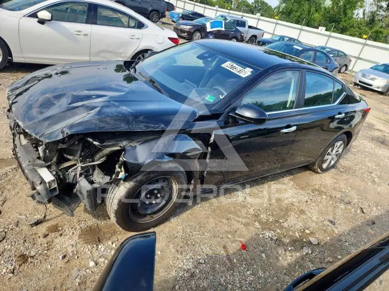 2023 Nissan ALTIMA photo