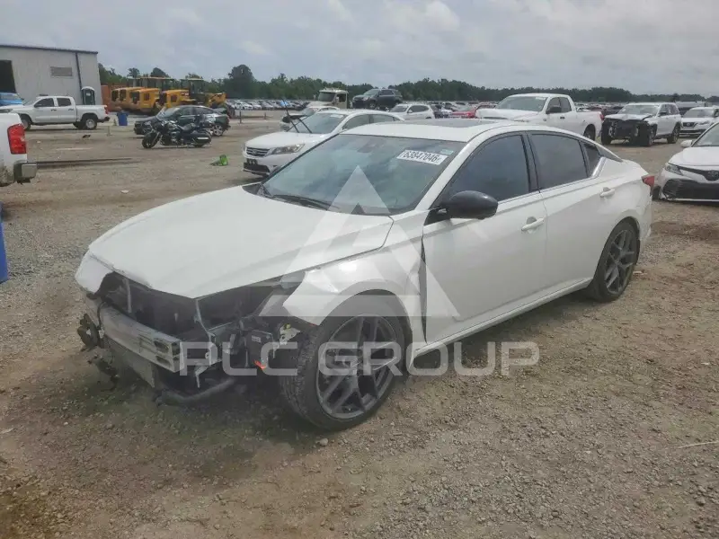 2023 Nissan ALTIMA photo
