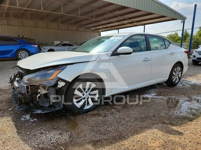 2023 Nissan ALTIMA photo