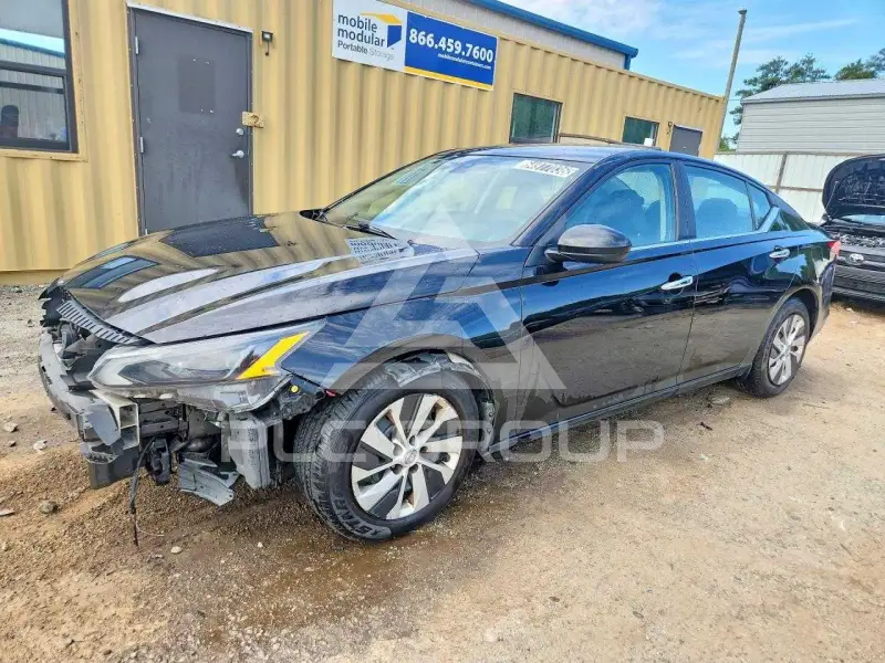 2023 Nissan ALTIMA photo