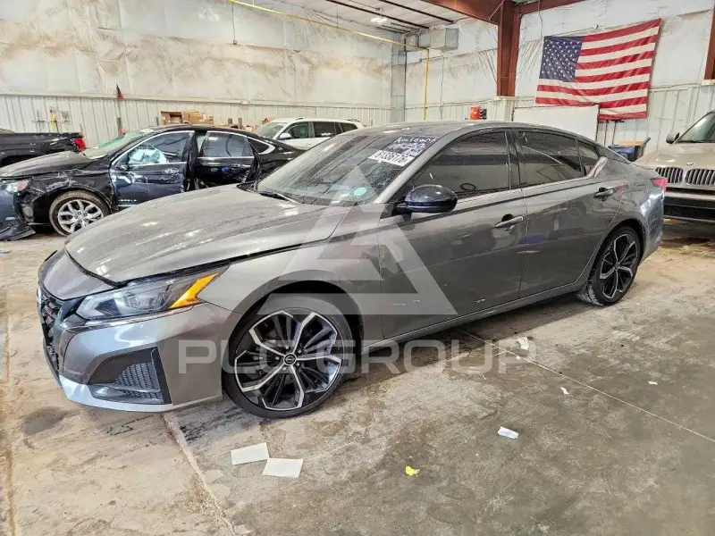 2023 Nissan ALTIMA photo
