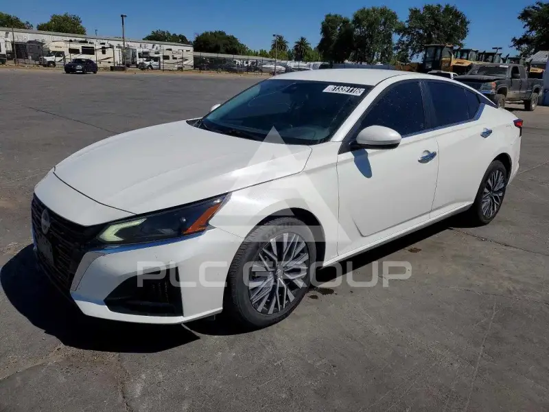 2023 Nissan ALTIMA photo