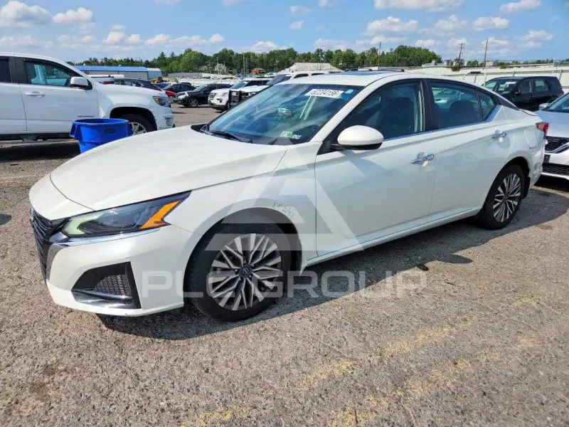 2023 Nissan ALTIMA photo