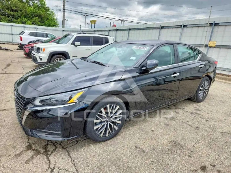 2023 Nissan ALTIMA photo