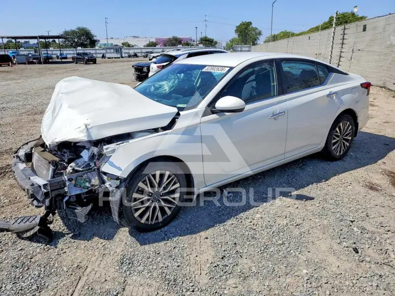 2023 Nissan ALTIMA photo