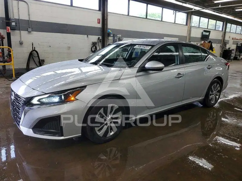 2023 Nissan ALTIMA photo