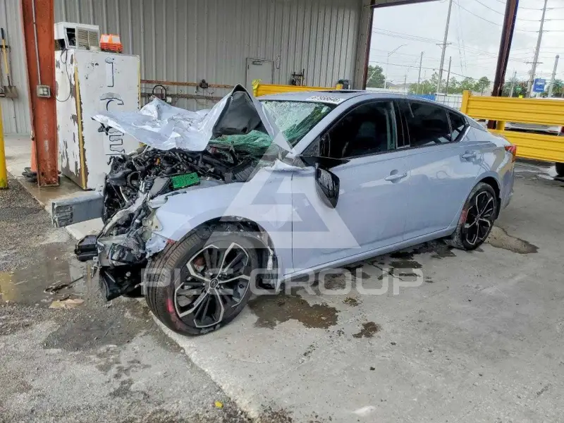 2023 Nissan ALTIMA photo