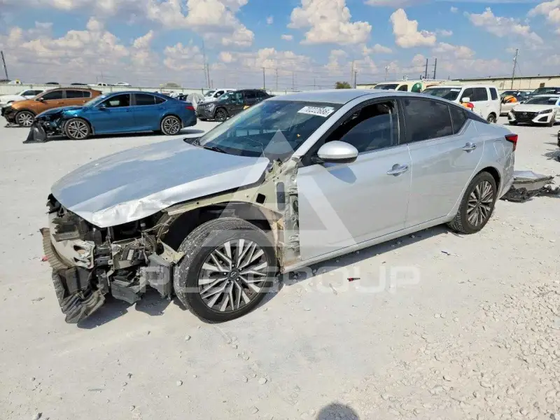 2023 Nissan ALTIMA фото