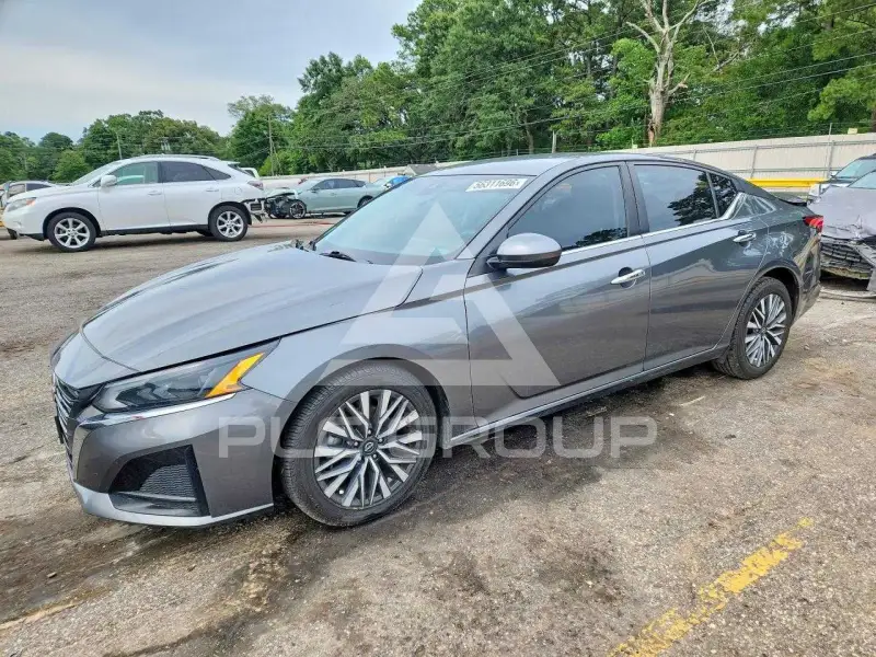 2023 Nissan ALTIMA photo