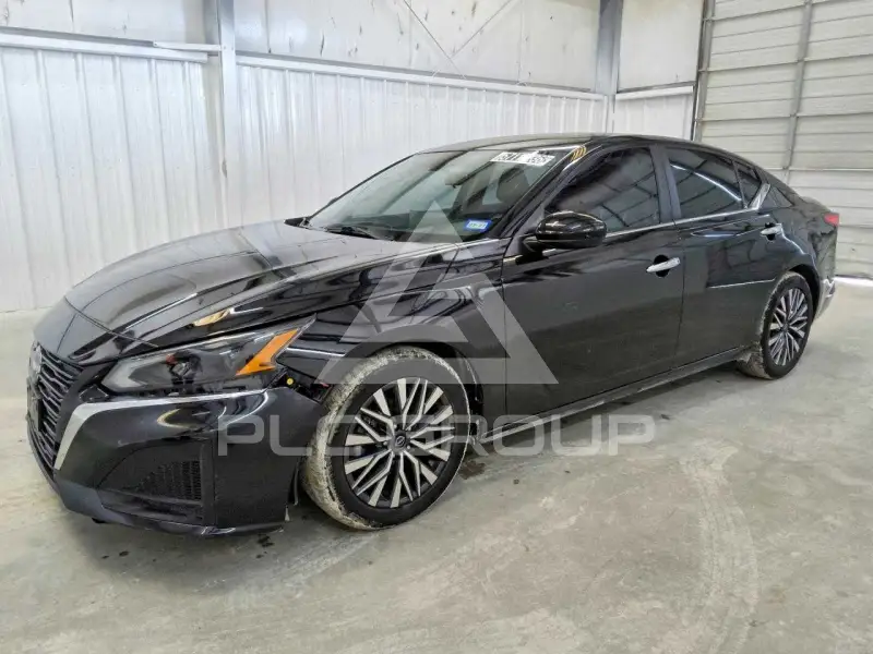 2023 Nissan ALTIMA photo