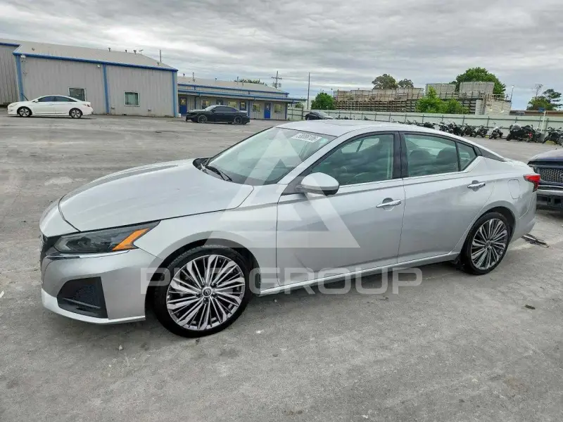 2023 Nissan ALTIMA фото
