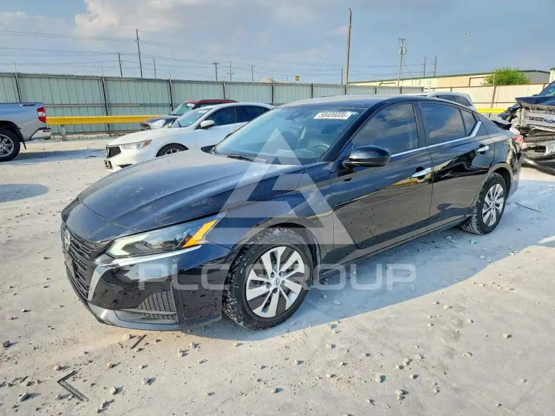 2023 Nissan ALTIMA photo