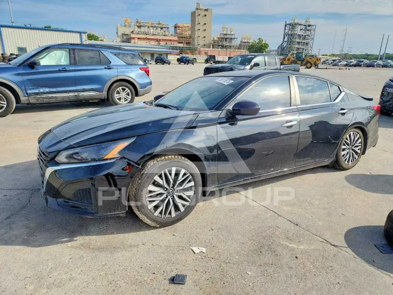 2023 Nissan ALTIMA photo