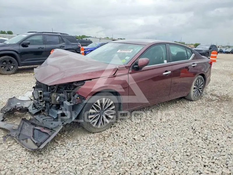 2023 Nissan ALTIMA photo