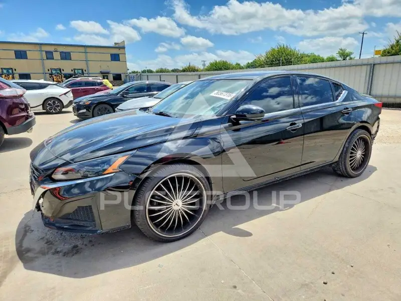 2023 Nissan ALTIMA photo