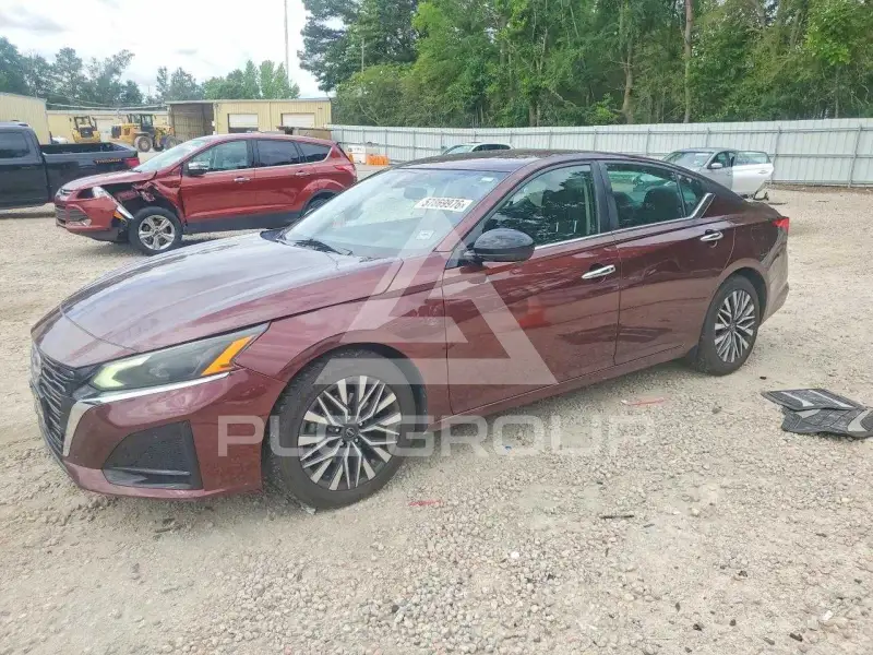 2023 Nissan ALTIMA photo