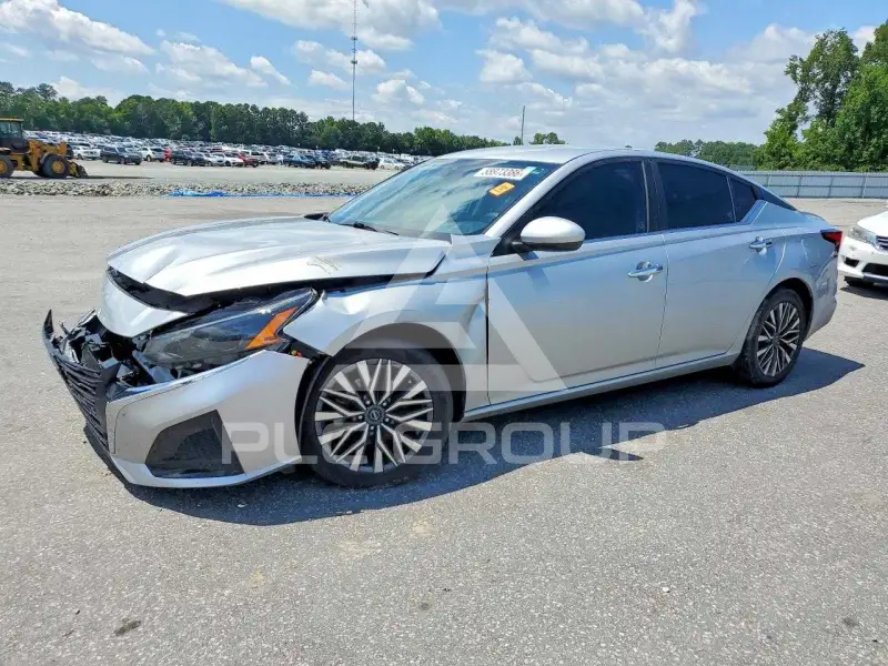 2023 Nissan ALTIMA photo
