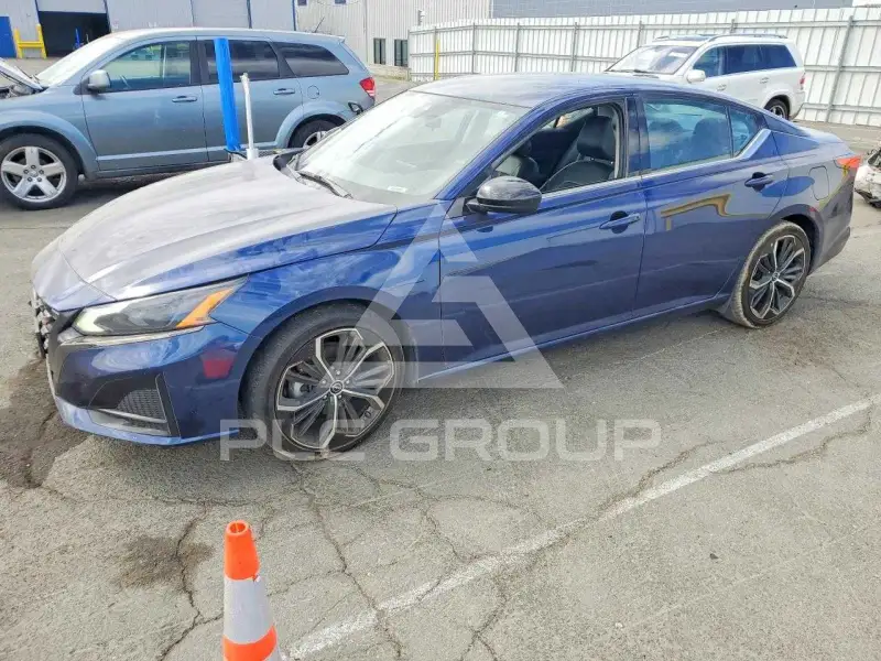2023 Nissan ALTIMA photo
